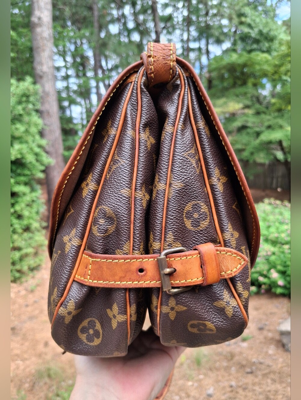 Vintage Louis Vuitton Saumur 30 Monogram Coated Canvas Messenger Saddle Bag - Picture 5 of 16